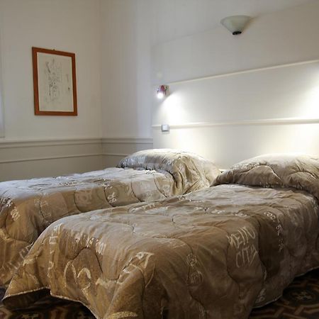 Max Apartment Verona Bagian luar foto